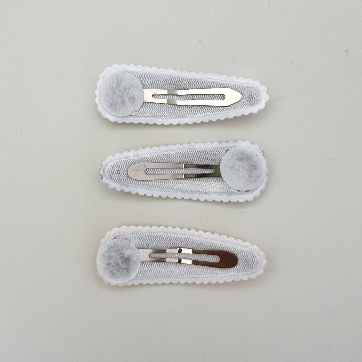 (#1) Fabric Hair Clip Snap Barrettes (2) - White