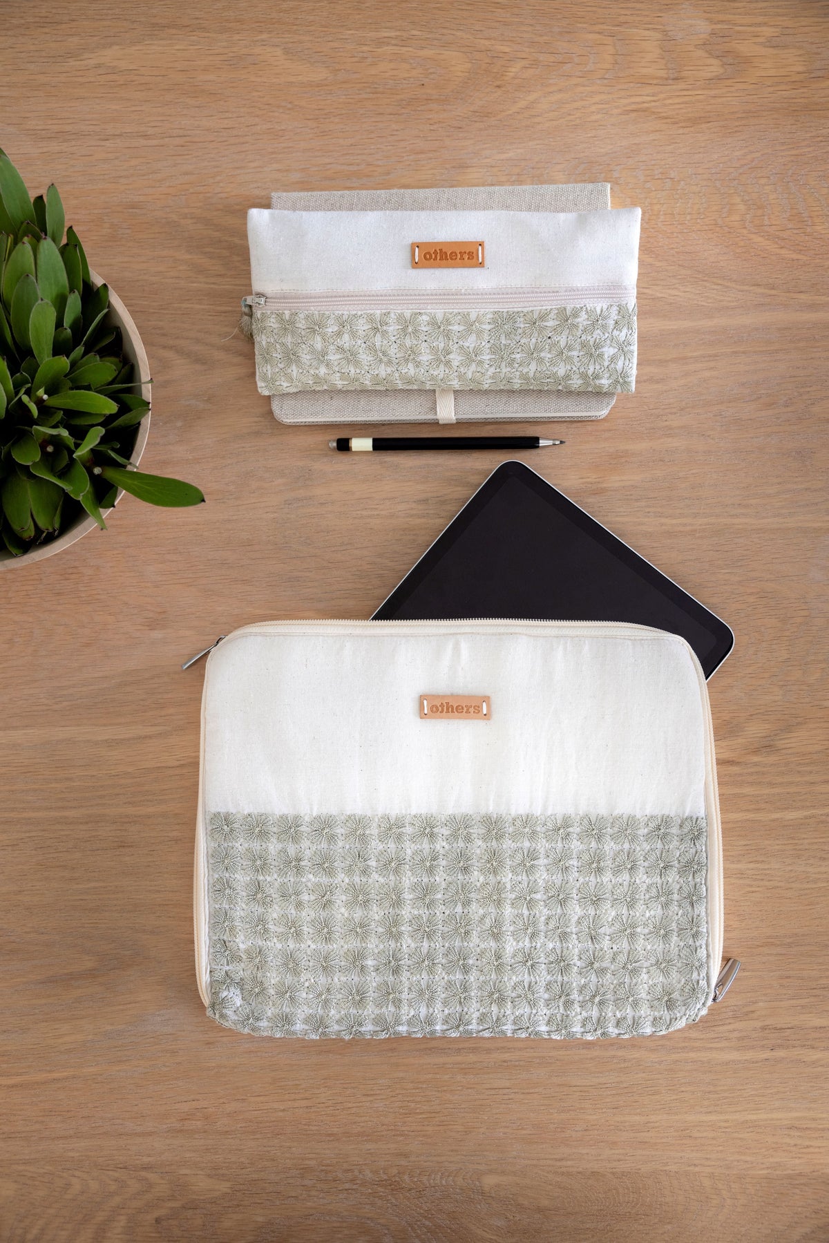 Others Embroidered Tablet Sleeve