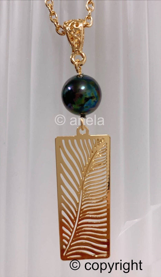 Tropical Palm Frond Leafs: Hamilton Gold Earring with  Shell Pearls new Black greenish color pearls
