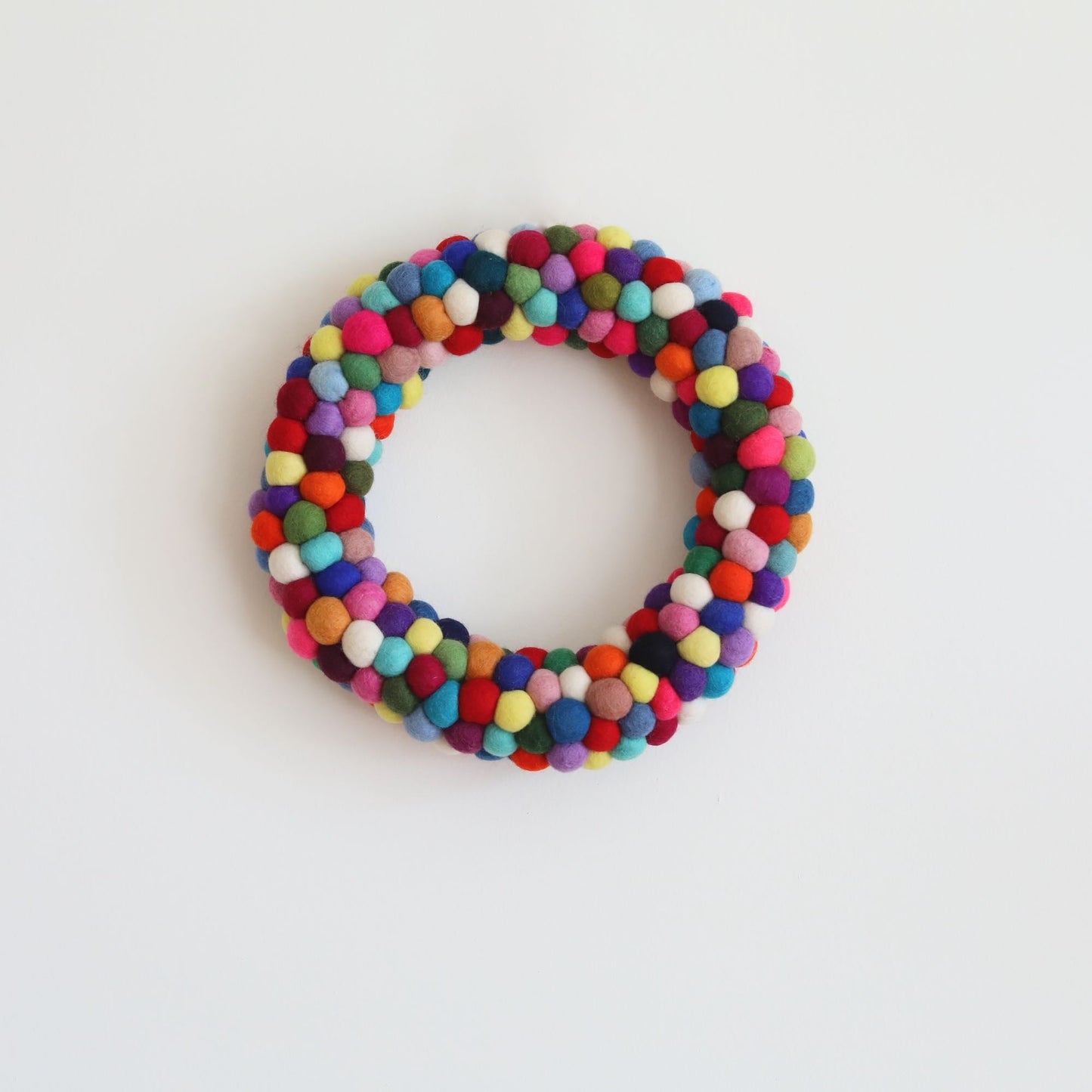 Felt Christmas Wreath - Pompom Balls / Rainbow
