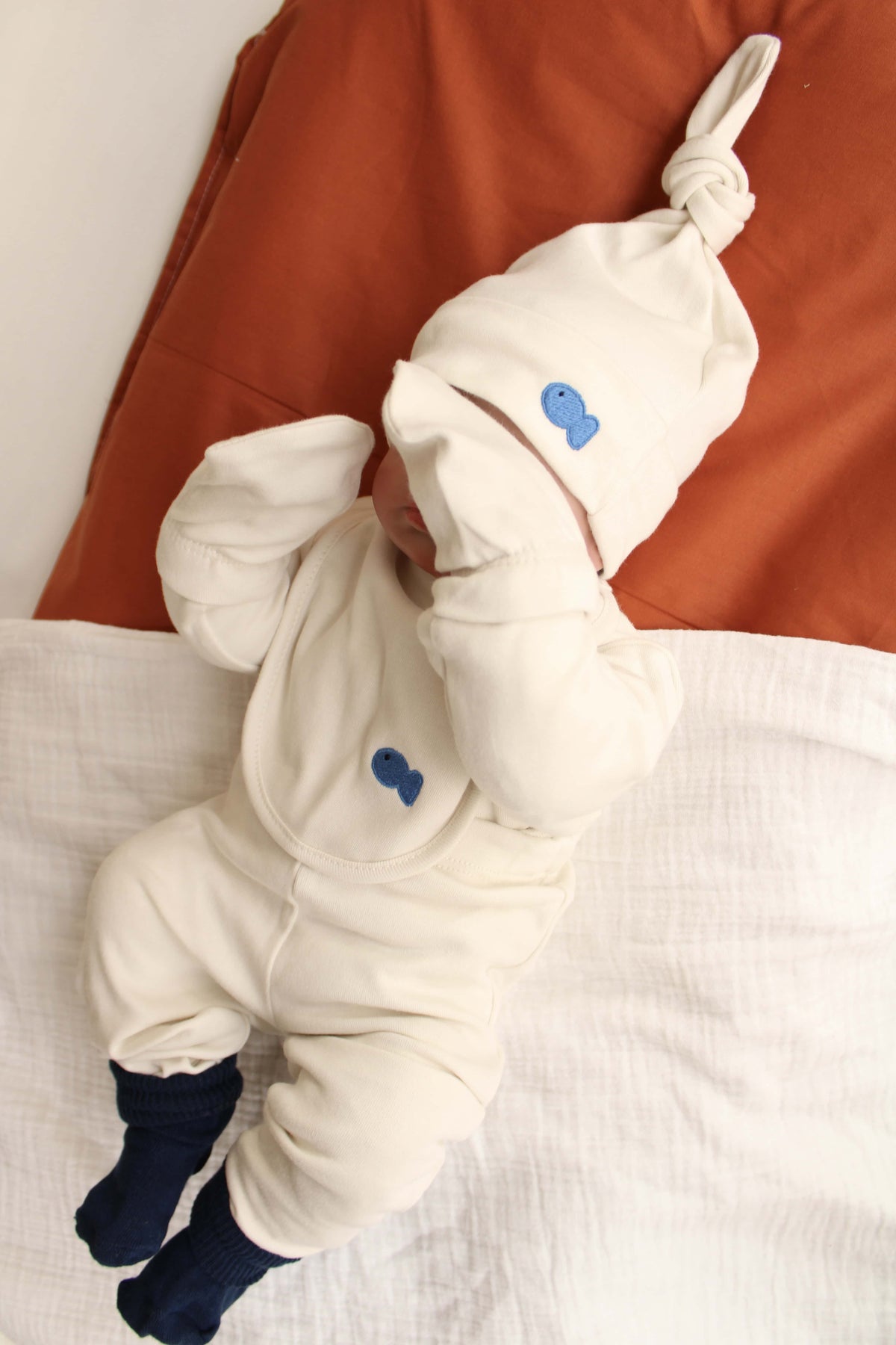 Fish Patterned 5 Piece Newborn Set