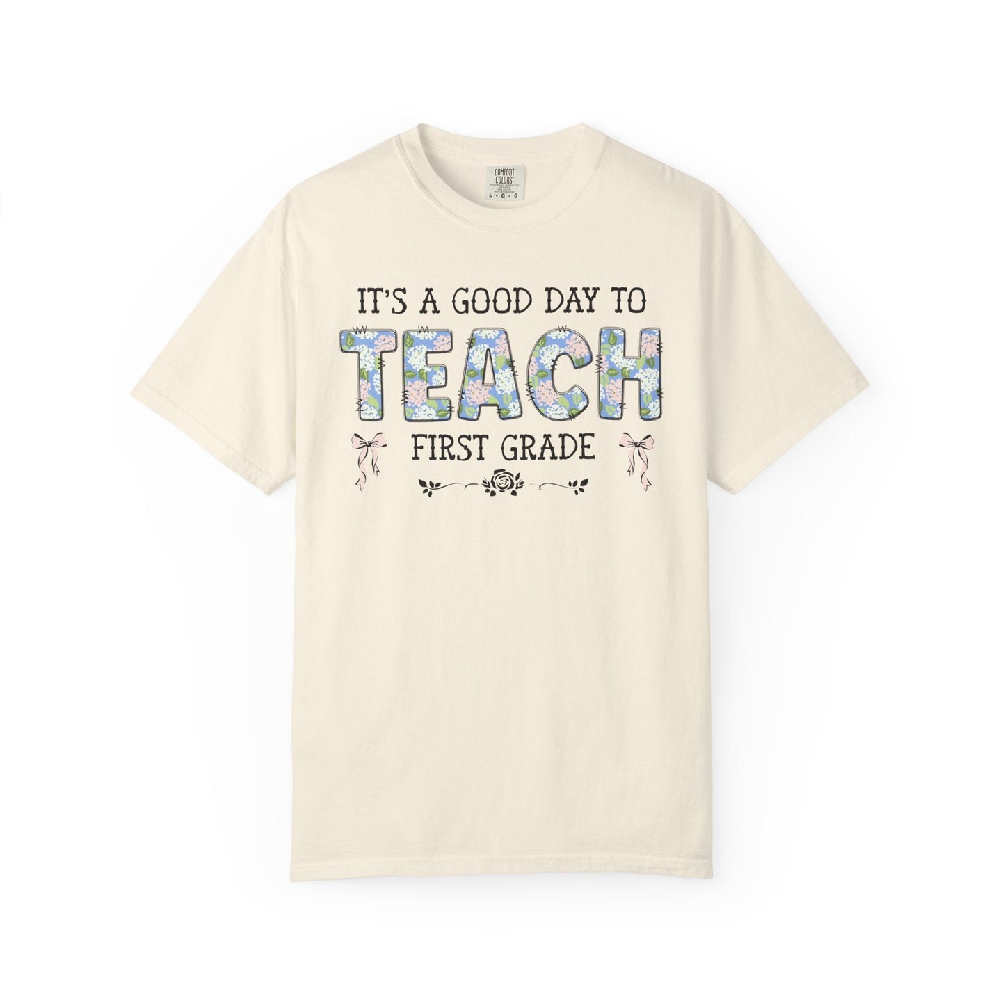 Floral First Grade Teacher Tee