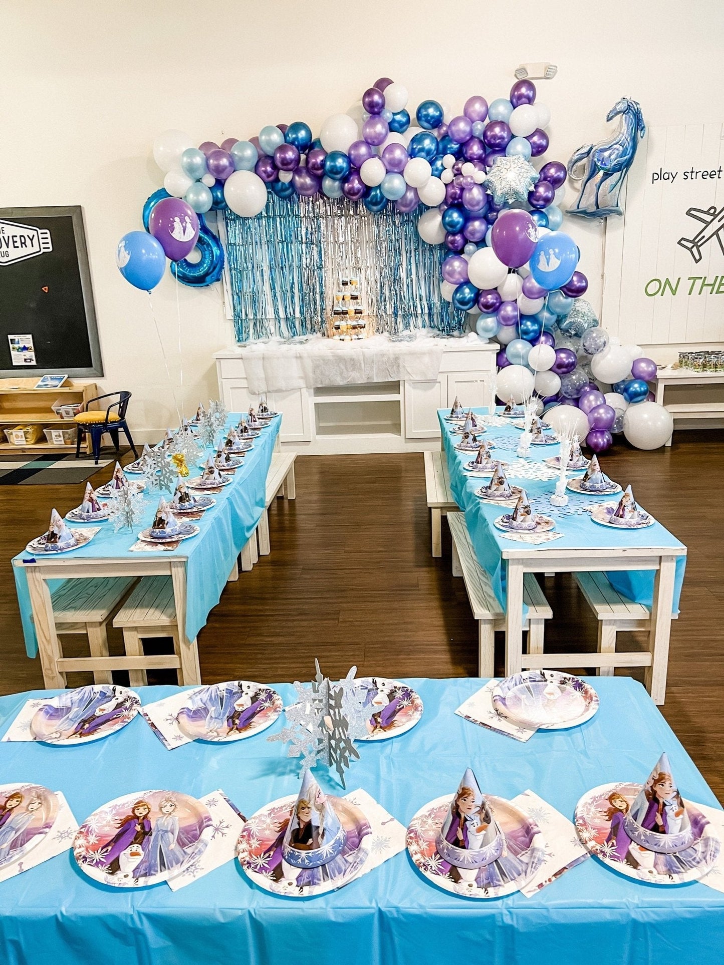 Frozen-Inspired Balloon Garland Kit