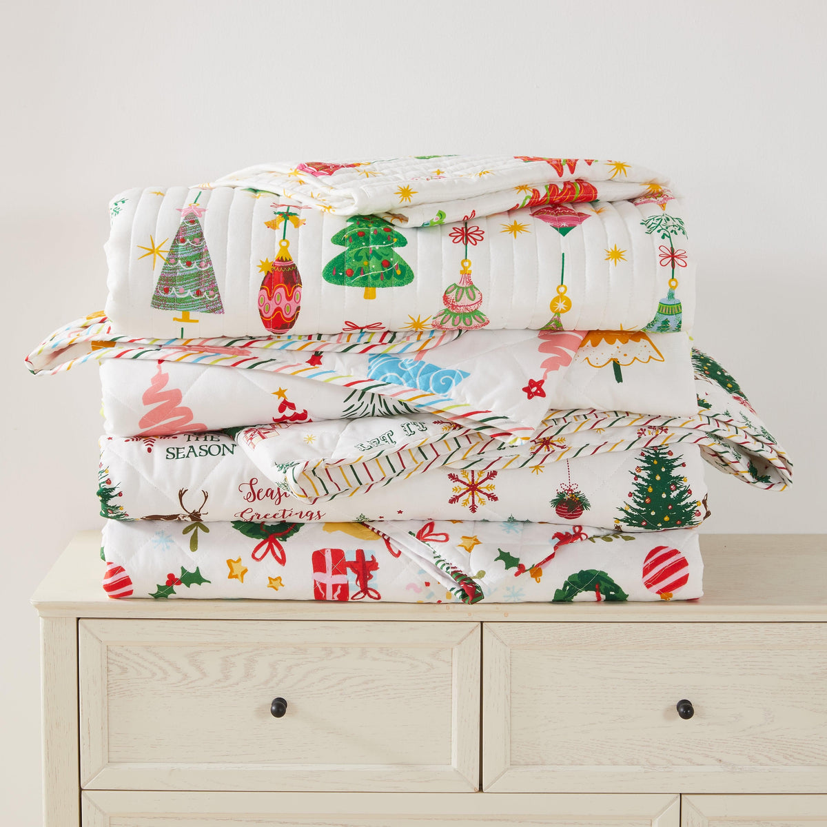 Colorful Holiday Quilt Set - Midnight Magic Collection