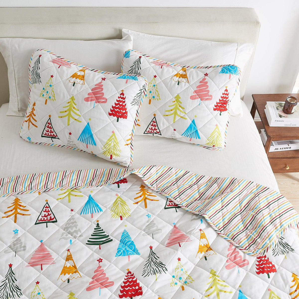 Colorful Holiday Quilt Set - Midnight Magic Collection