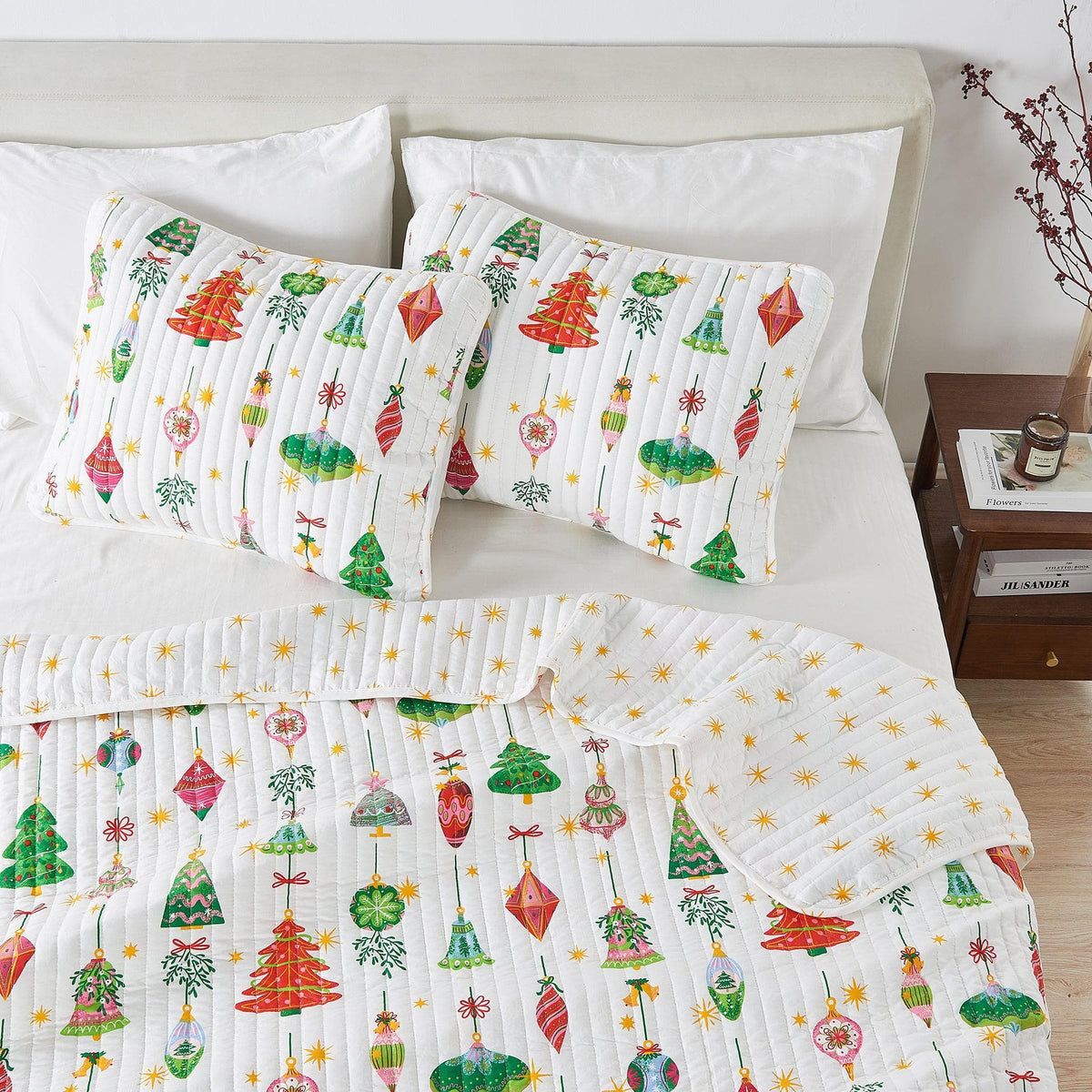 Colorful Holiday Quilt Set - Midnight Magic Collection