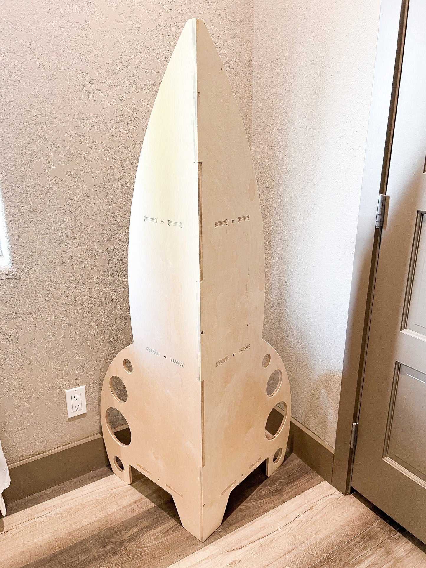 HOUSTON- Rocket Shelf
