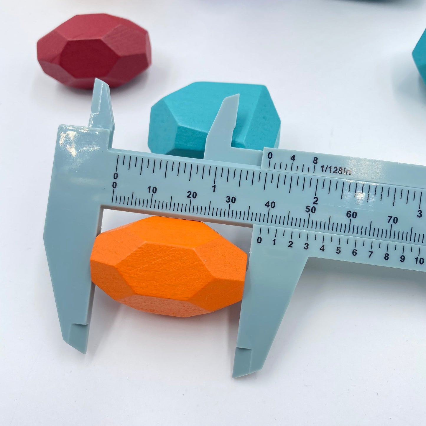 16-Piece Wooden Balancing Stones Stacking Blocks – Primary Colors