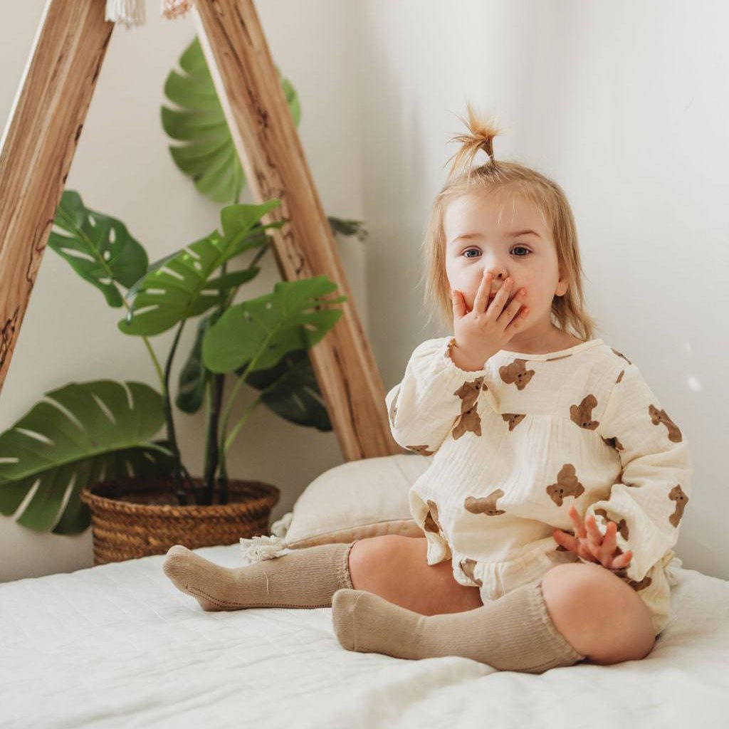 LLB Eyelet Knee High Socks (2 pairs in each order)