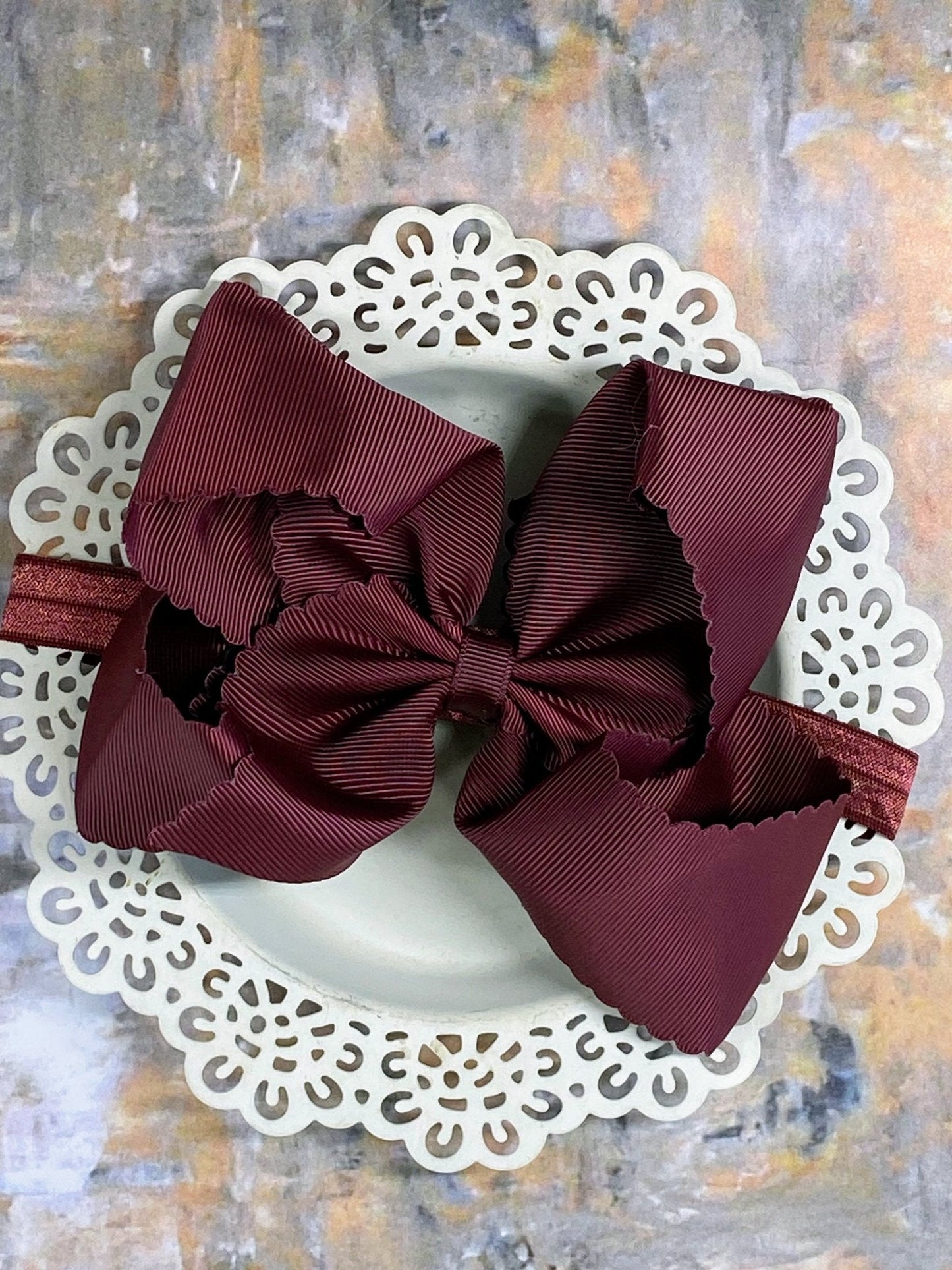 Oversize Scalloped Bows - Alligator Clip - 5.5"