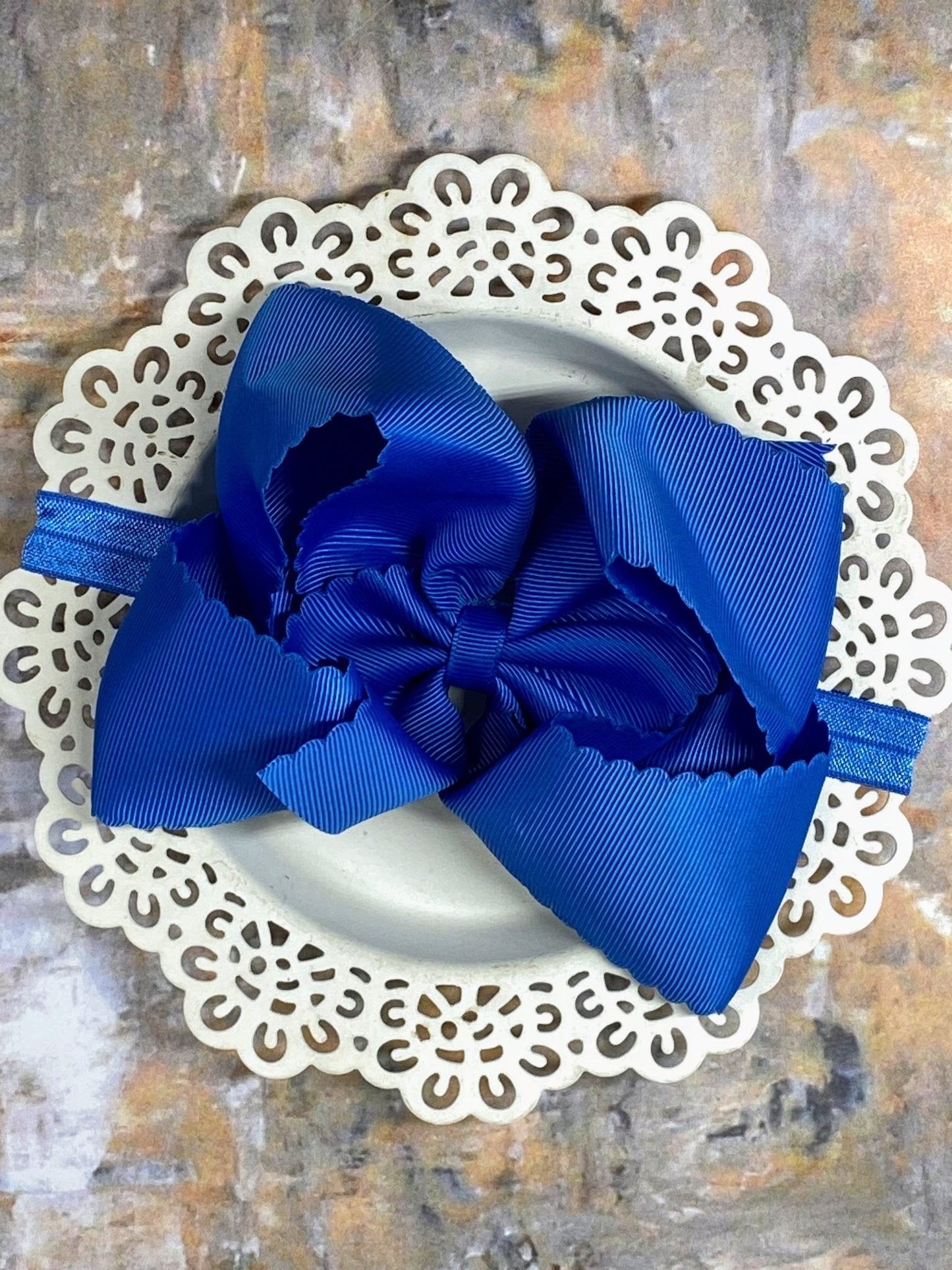 Oversize Scalloped Bows - Alligator Clip - 5.5"