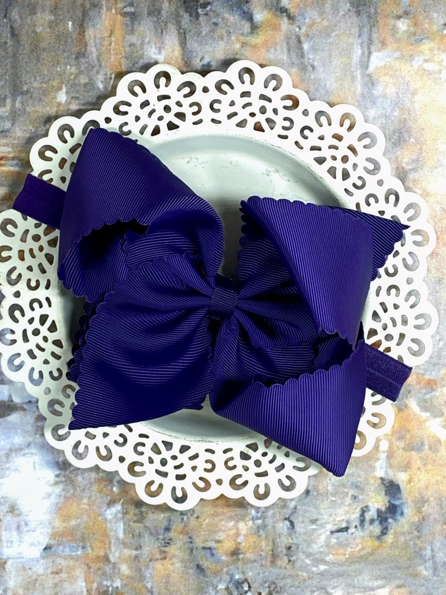 Oversize Scalloped Bows - Alligator Clip - 5.5"