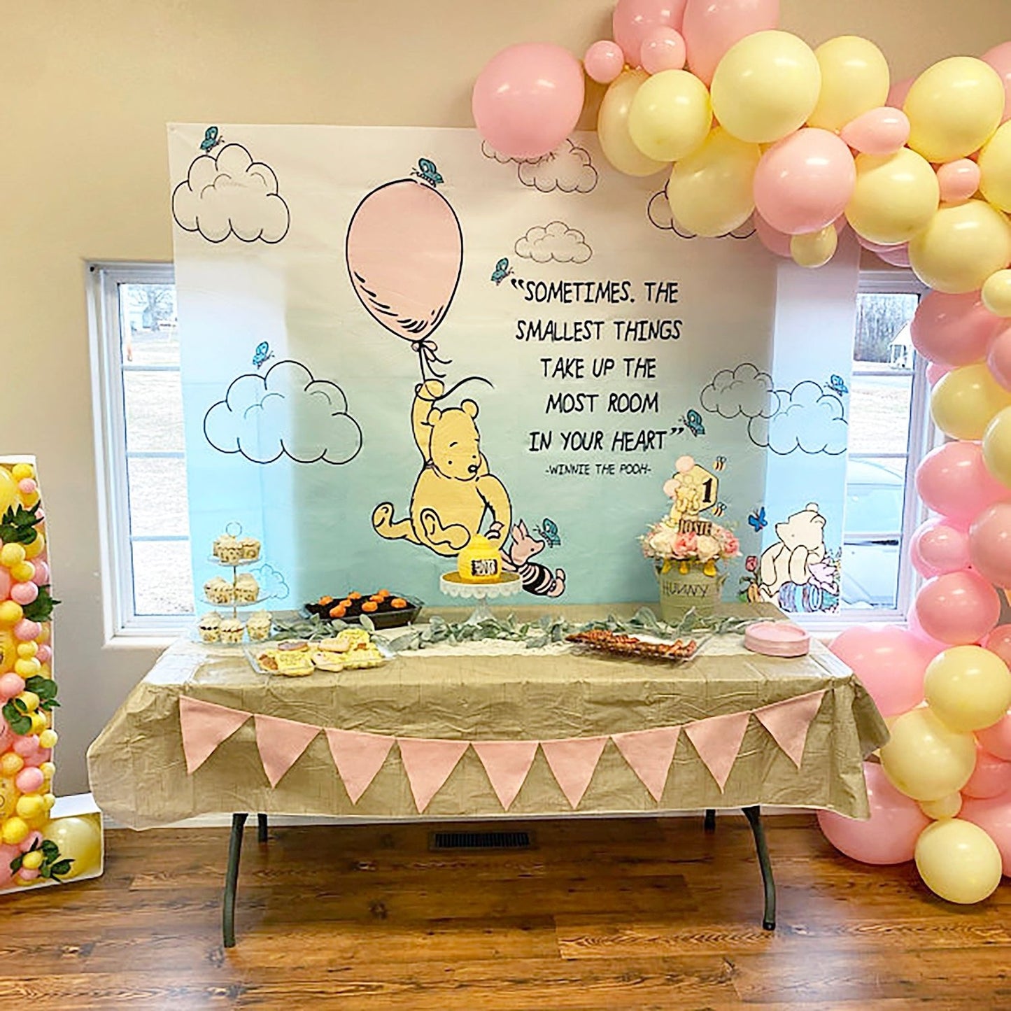 Pink Classic Pooh Balloon Garland Kit