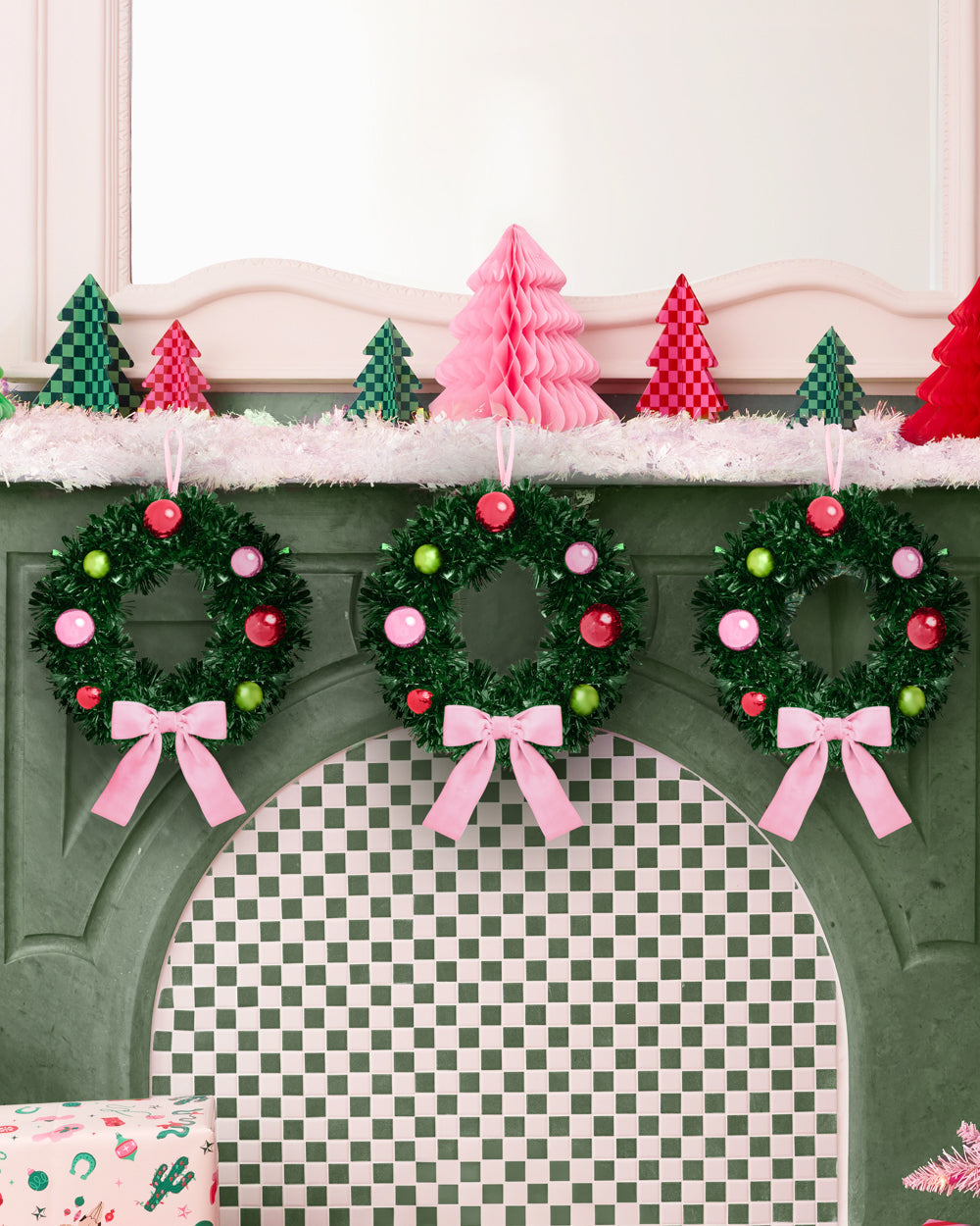 Pinkmas Wreath - iridescent mini wreath
