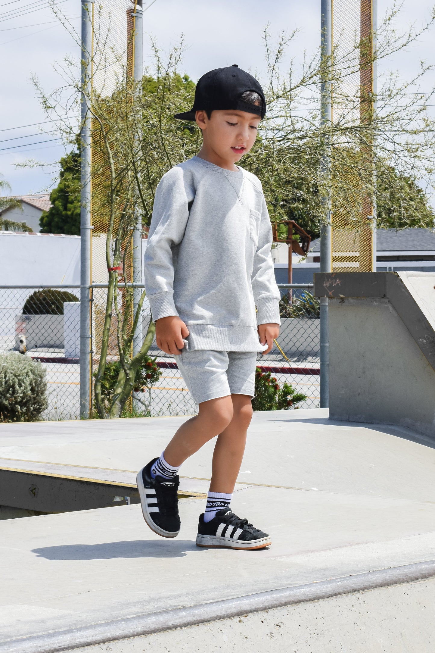 ORGANIC COTTON CREWNECK -  GRAY