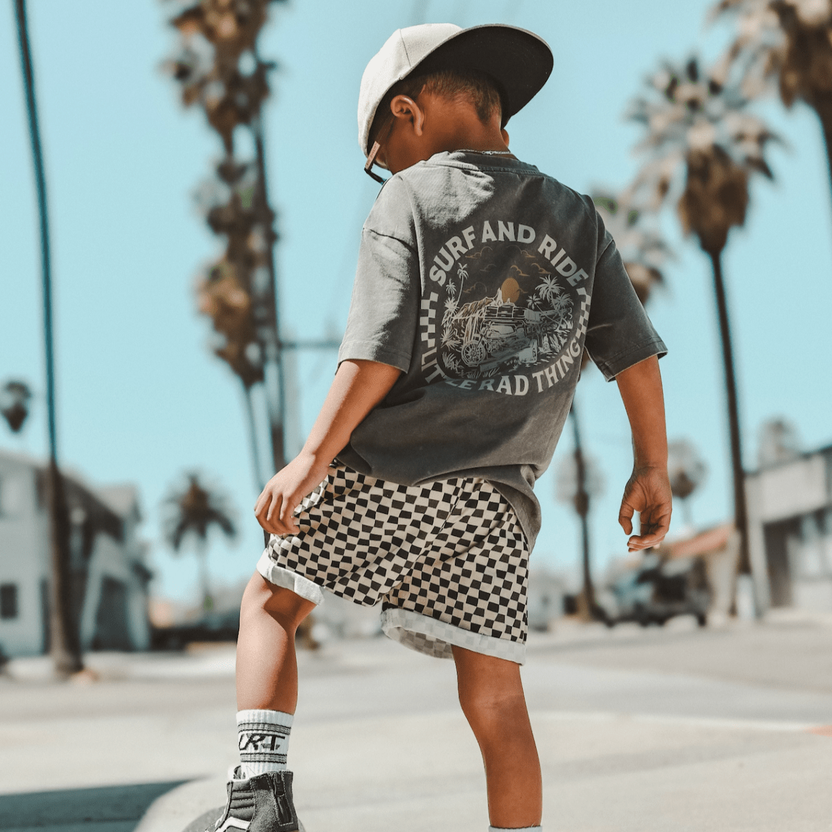 SURF N RIDE TEE - FADED GRAY