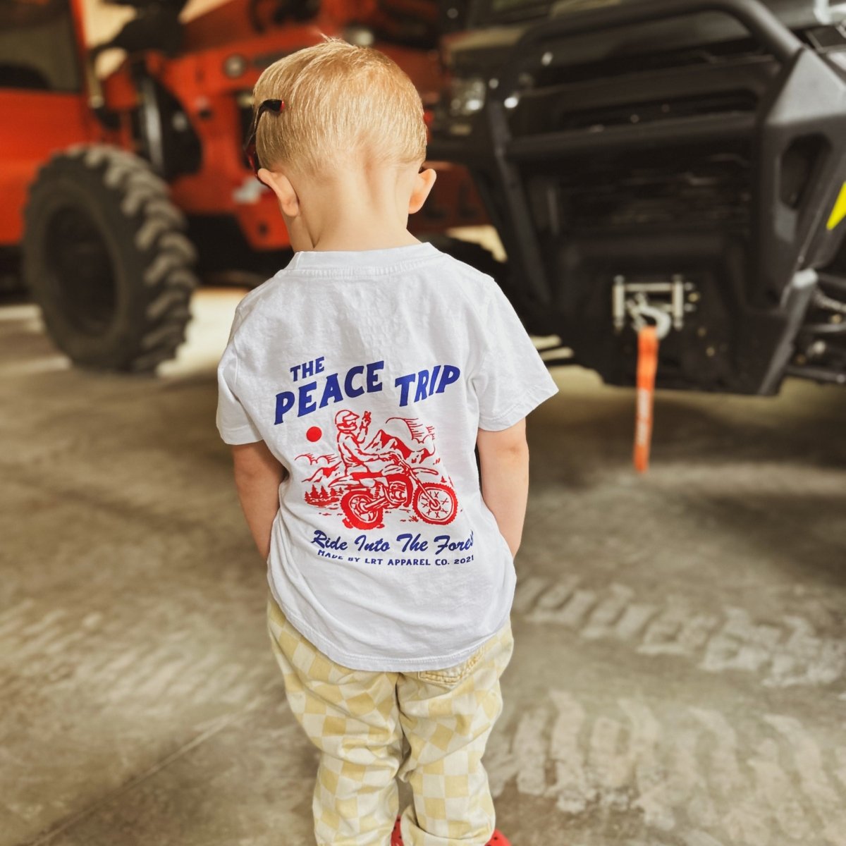 THE PEACE TRIP TEE