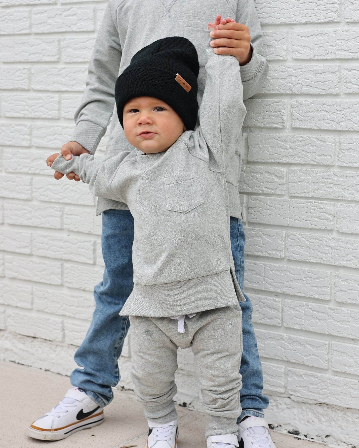ORGANIC COTTON CREWNECK -  GRAY