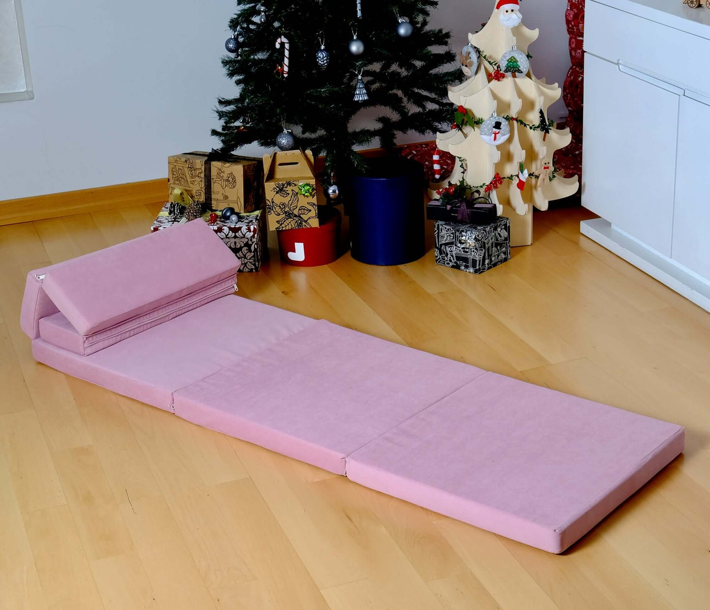 Transformable Kids Play Mat and Couch for Playtime and Relaxation