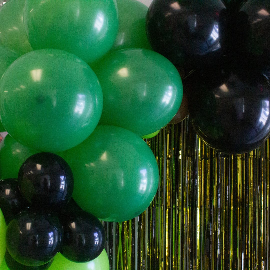 Video Game Balloon Garland Kit – Gamer Party Decor
